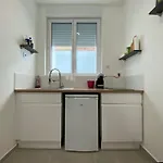 Le Cormicy, Appartement En Centre Ville Remeš