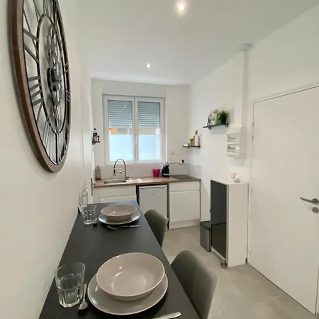 Le Cormicy, Appartement En Centre Ville 公寓 兰斯