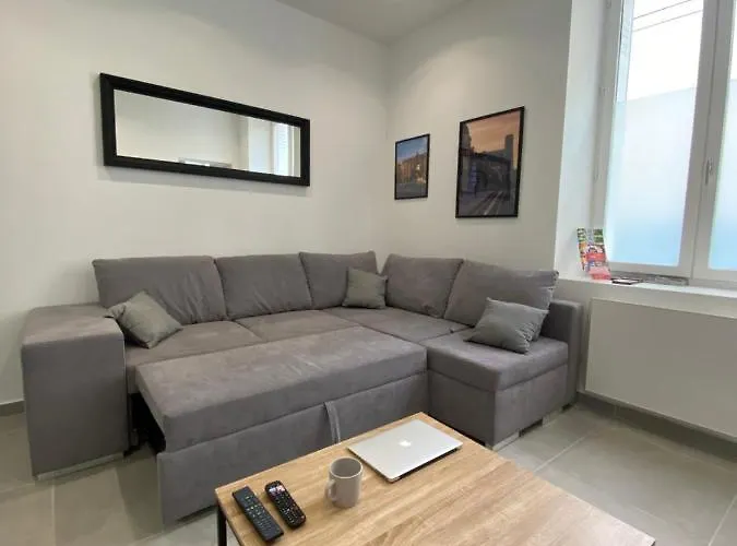 Lägenhet Le Cormicy, Appartement En Centre Ville Reims