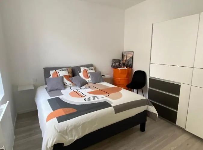 Lägenhet Le Cormicy, Appartement En Centre Ville
